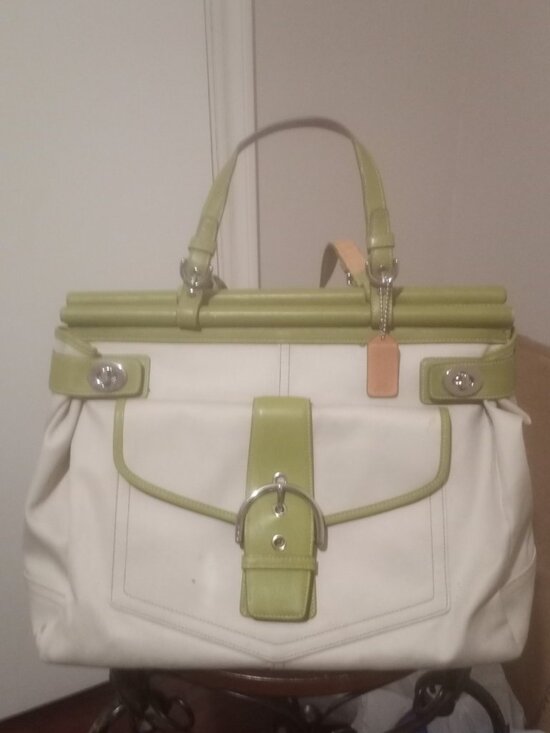 Coach Handbags - Coach Ivory Canvas & Green Leather A043-9367 Hampton Tote Handbag Turnlock
